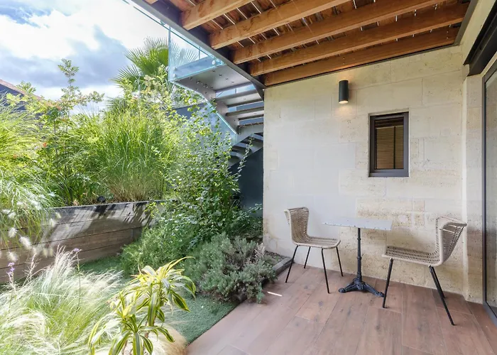 Le Cocon D'alix Avec Terrasse Apartamento *